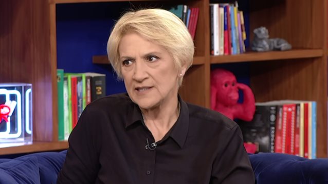 Καίτη Κωνσταντίνου: &quot;Ταλαιπωρηθήκαμε πολύ με τα &#39;Εγκλήματα&#39; - Χαλιέμαι λίγο όταν γίνεται ένα τόσο φυσιολογικό πράγμα, δύο άντρες να φιλιούνται και αμέσως γίνεται χαμός&quot;