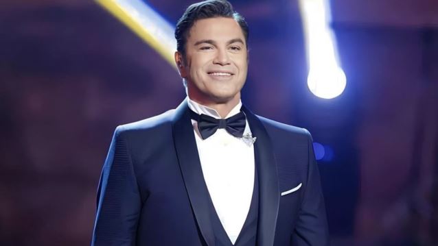 Μάριος Φραγκούλης: Τον ρώτησα &quot;Γιατί δεν ήρθατε backstage;&quot; και μου απάντησε &quot;Ντρεπόταν ο Μάνος Χατζηδάκις&quot;