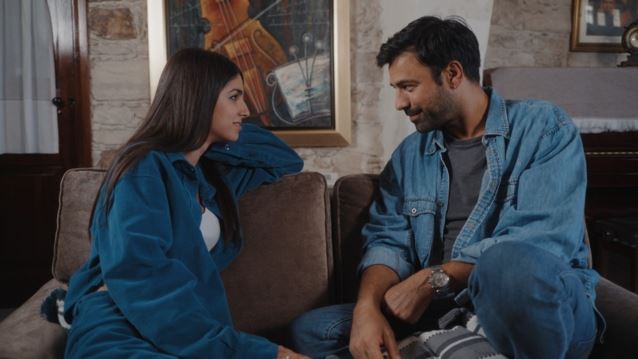 Η γη της ελιάς | Ένας άγνωστος βγάζει όπλο στο πάρτι γενεθλίων της μικρής Μαλένας.