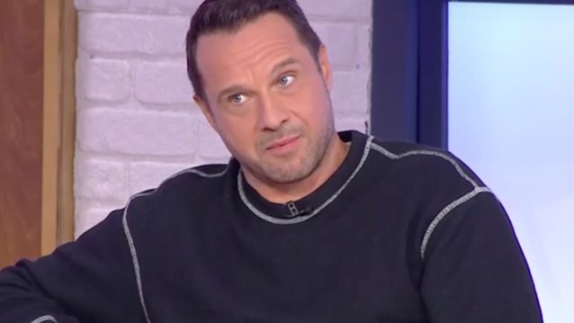 Μέμος Μπεγνής: Θέλω τη μοναξιά μου, είμαι μοναχικός άνθρωπος - Πιστεύω ότι το να συζείς σκοτώνει τον έρωτα"