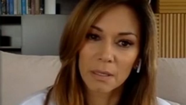 Έλλη Κοκκίνου: Η καθημερινότητά της εν μέσω καραντίνας &amp; η μοναξιά των ημερών