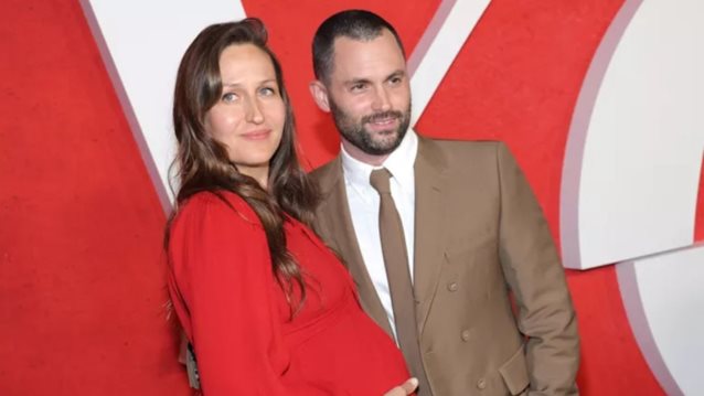 Ο Penn Badgley έγινε ξανά πατέρας | Η σύζυγός του έφερε στον κόσμο δίδυμα