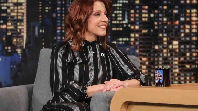 Ματίνα Νικολάου: Η απολαυστική παρτενέρ του Νίκου Μουτσινά αποκάλυψε την προσωπική της ιστορία! Δείτε το video