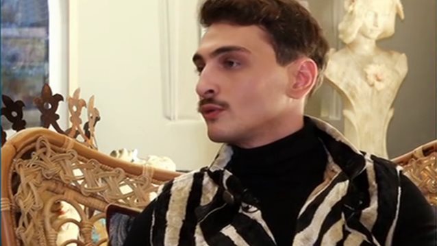 Κωνσταντίνος Γατόπουλος: Η ενασχόληση με το μόντελινγκ, ο χαρακτηρισμός ως «συνοδός» &amp; η προσωπική του ζωή