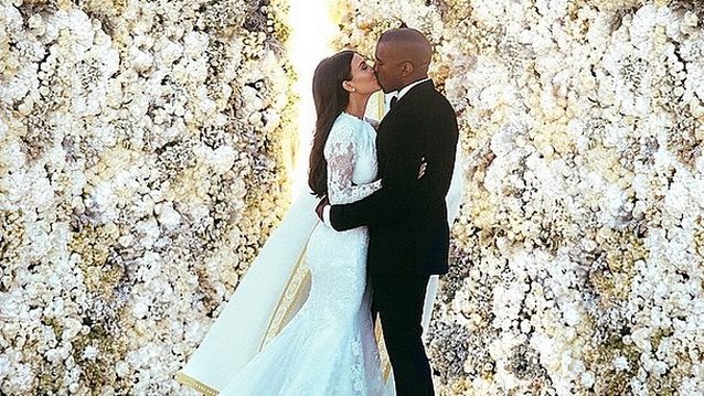 Kim Kardashian &amp; Kanye West : Οι εντυπωσιακές φωτογραφίες με αφορμή την 5η επέτειο του γάμου τους!