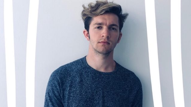 Μιχαήλ Ταμπακάκης: Αυτός είναι ο κούκλος πρωταγωνιστής του SUPERG!RL