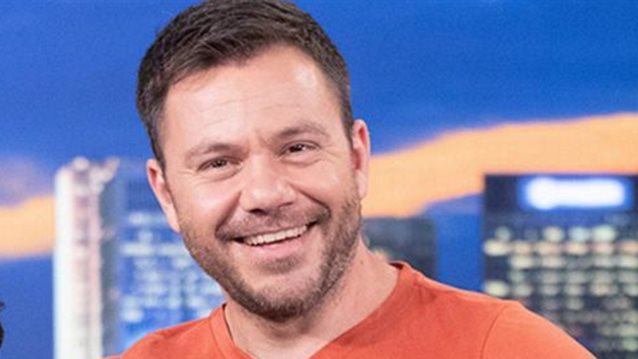 Ευτύχης Μπλέτσας: &quot;Δεν έκανα πρόταση γάμου στην Ηλέκτρα Αστέρη πάνω στις Άλπεις. Μπορεί να αφήσεις ένα υπονοούμενο και τα media να φτιάξουν μία ιστορία&quot;