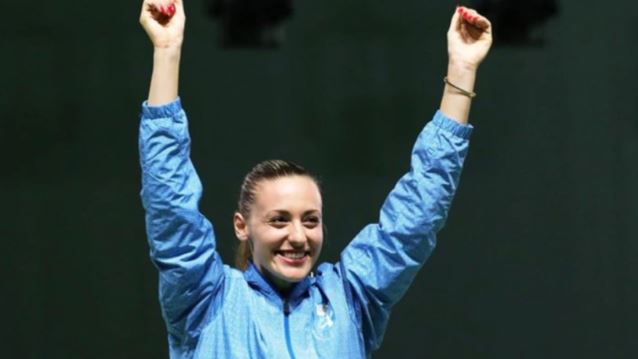 Η Άννα Κορακάκη και το σπάνιο βίντεο με τον αρραβωνιαστικό της στην Κρήτη