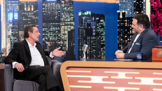 Ο Αντύπας σε μία εξομολόγηση για την σύζυγό του: "Ακόμα έχουμε καψουροαγάπη. Όταν δεν ερχόταν μαζί μου στα μαγαζιά ένιωθα ένα κενό"