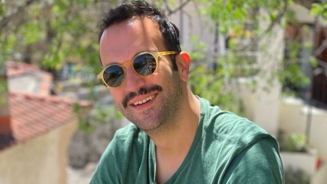 Συγκλονίζει ο Άλεξ Σταυρίδης: &quot;Έχω μια τεράστια ουλή στο στήθος και σημάδια στην κοιλιά μου από τα καλώδια που μου έβαλαν&quot;