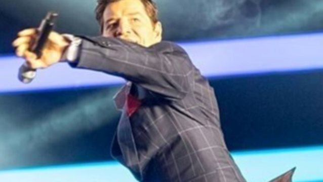 Σάκης Ρουβάς: Η έκπληξη στο X-Factor για τις βραβεύσεις του στα Mad Video Music Awards: Δείτε το video!