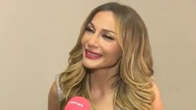 Η Δέσποινα Βανδή για τον φημολογούμενο γάμο με τον Βασίλη Μπισμπίκη: "Ούτε στον πρώτο γάμο μου, ούτε τώρα έχω ανάγκη να προκαλέσω τα media"