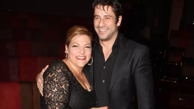 "Σκάσε και κοίτα μπροστά σου" | Το επικό φιλί Σταυροπούλου - Γεωργούλη 24 χρόνια μετά το "Είσαι το ταίρι μου"