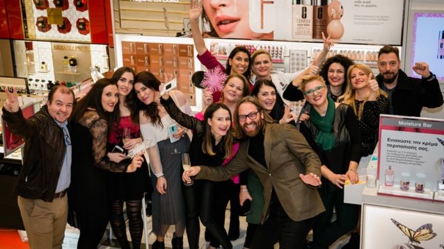 Clinique: Γιόρτασε την Ημέρα Χαράς