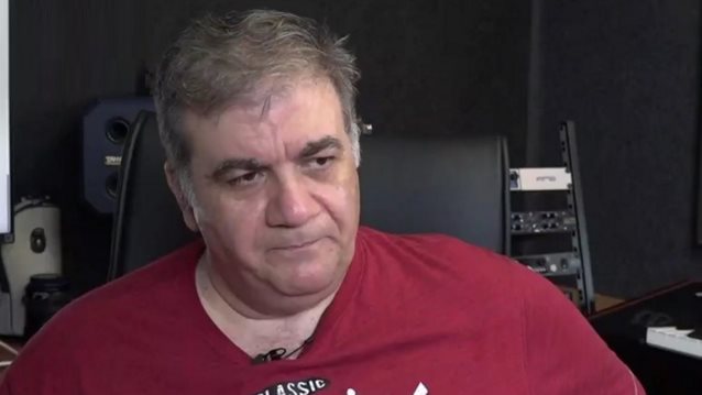 Δημήτρης Σταρόβας: "Η σχέση μου με την κόρη μου δεν είναι όπως ακριβώς θα ήθελα"