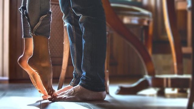 Tips Για Να Νιώθεις Fit Και Υγιής Μέχρι Αύριο Το Πρωί: Δεν κοιμάσαι καλά; Είσαι πιασμένος παντού; Αρρωσταίνεις εύκολα; Βαριέσαι την προπόνηση;