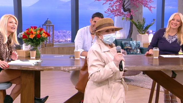 Λίτσα Πατέρα: Επέστρεψε στο «Πρωινό» με ένα μοναδικό look! Δείτε το video