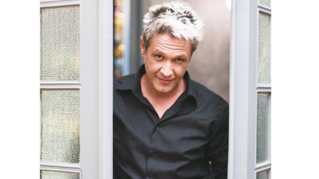 Έκλεισε! Τότε θα δούμε τον Αιμίλιο Χειλάκη στις &quot;Άγριες Μέλισσες&quot;