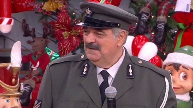 Το &#39;κανε! Ο Γιώργος Σουξές ξαναπήγε &quot;Πρωινό&quot; για να πάρει την παρμεζάνα που του υποσχέθηκαν!