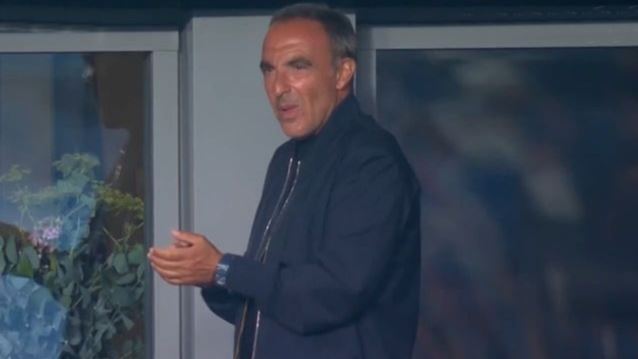 Νίκος Αλιάγας | Η απρόσμενη έκπληξη και η συγκίνηση στον αέρα του γαλλικού "Secret Song"