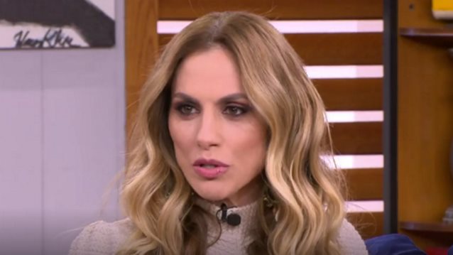 Ντορέττα Παπαδημητρίου: &quot;Υπάρχει ένα μούδιασμα, δεν ξέρεις το πώς να εξηγήσεις στα παιδιά σου τι συμβαίνει&quot;