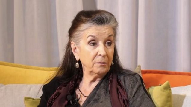 Νένα Μεντή: &quot;Δεν έχουμε τελειώσει με την ασθένεια του άντρα μου&quot;