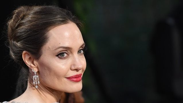 Αngelina Jolie 
: Η παραμυθένια εμφάνιση της στη πρεμιέρα του Maleficent στο Λονδίνο
