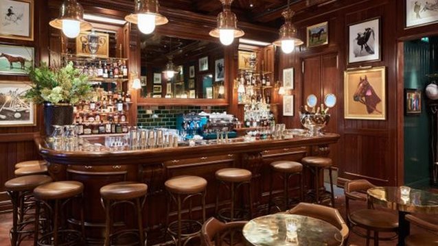 Ralph Lauren : Άνοιξε το πιο stylish coffee shop – cocktail bar στο Λονδίνο