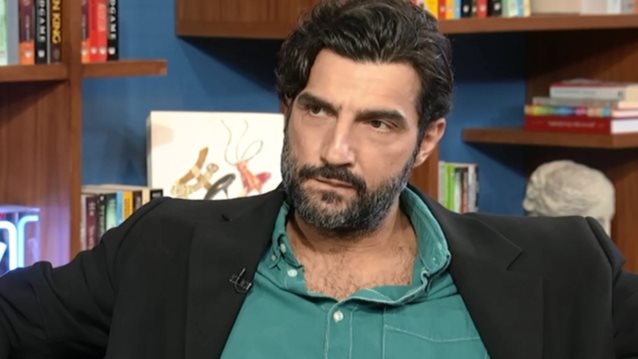 Νίκος Κουρής: "Θα ήθελα να μη σκέφτομαι τίποτα, να μη με νοιάζει τίποτα, να τρώω ό,τι θέλω, να πίνω όσο θέλω"