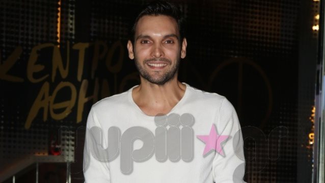 Ιωάννης Αθανασόπουλος: Με ποιους διάσημους φίλους του νυχτοπερπάτησε ο Γιάννος από τις «Άγριες Μέλισσες»;