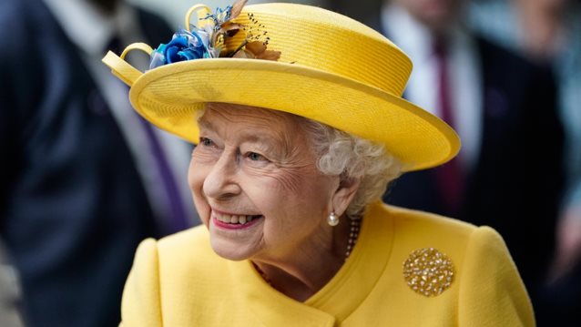 Ο απίθανος λόγος που η βασίλισσα Ελισάβετ αρνήθηκε το Νόμπελ Ειρήνης