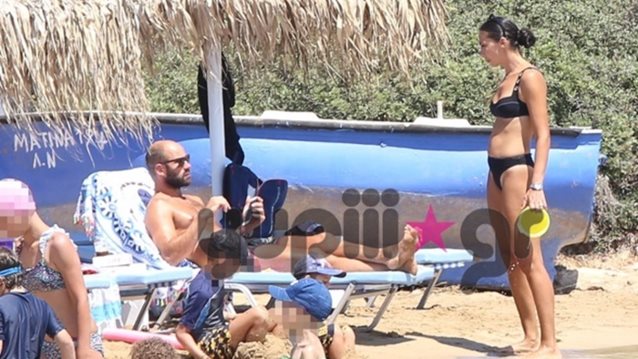 Βασίλης Σπανούλης &amp; Ολυμπία Χοψονίδου: Διακοπές στην Πάρο μαζί με τα παιδιά τους