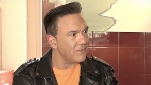 Ασπίδα για την Klavdia ο Ποσειδώνας Γιαννόπουλος: "Στη χώρα που το 70% της current μουσικής είναι σκουπιδοτράγουδα..."