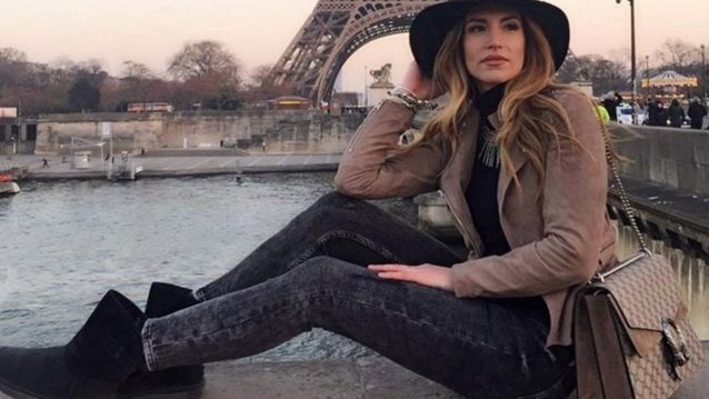 Αθηνά Οικονομάκου: Οι φωτογραφίες από το ταξίδι της στο Παρίσι