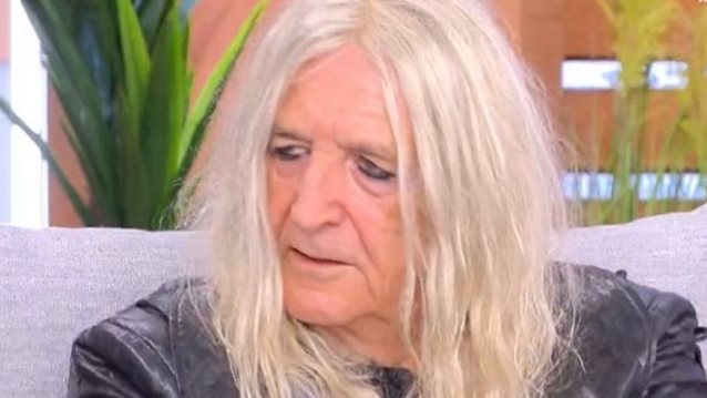 Νίκος Καρβέλας: &quot;Όποιος λέει ότι είναι αντισυστημικός είναι κουτός - Όλοι κυνηγάμε τα λεφτά. Κι εγώ το ίδιο έκανα&quot;