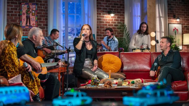 Το "Μουσικό Κουτί" ανοίγει με μελωδίες του Γιάννη Σπανού και Δημήτρη Μπάση &amp; Μελίνα Ασλανίδου στα μικρόφωνα