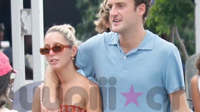 Πριγκίπισσα Μαρία Ολυμπία: Ακόμη ένα καλοκαίρι στις Σπέτσες με τον αδερφό της, πρίγκιπα Αχιλλέα