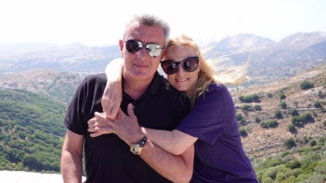 Δημόσια ερωτική εξομολόγηση από τον Νίκο Χατζηνικολάου για την Κρίστυ Τσολακάκη