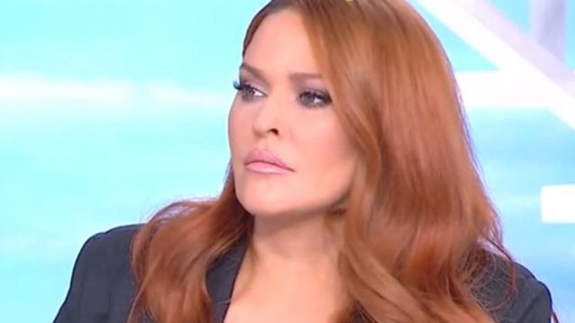 Σίσσυ Χρηστίδου: &quot;Έστελνα μηνύματα, έκλαιγα - Θυμάμαι να ξυπνάω και να βλέπω τη μαμά μου να...&quot;