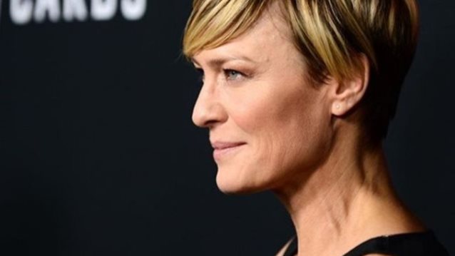 House of Cards
: Επιστρέφει με νέο cast στην τελευταία σεζόν!