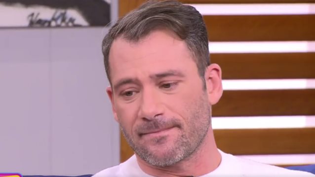 Δάκρυσε ο Αντίνοος Αλμπάνης για τον θάνατο του Πάνου Νάτση: &quot;Δεν έχουμε την πολυτέλεια σαν έθνος να χάνουμε νέα παιδιά&quot;