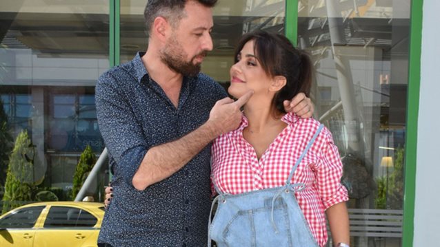 Αγγελική Δαλιάνη &amp; Μάνος Παπαγιάννης: Βαφτίζουν τον γιο τους! Όλες οι λεπτομέρειες και το όνομα που θα του δώσουν