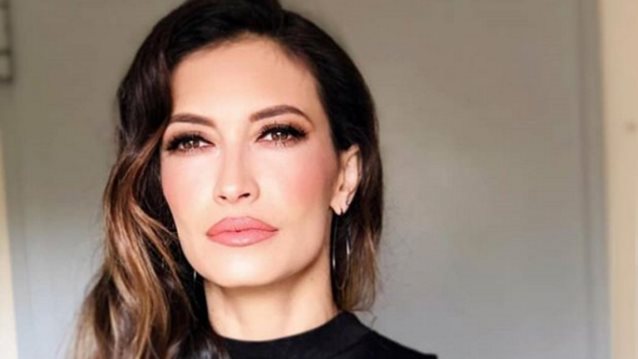 Μάρα Δαρμουσλή: Το απίστευτα σέξι κορμί της! Δείτε τη μόνο με το μαγιό της