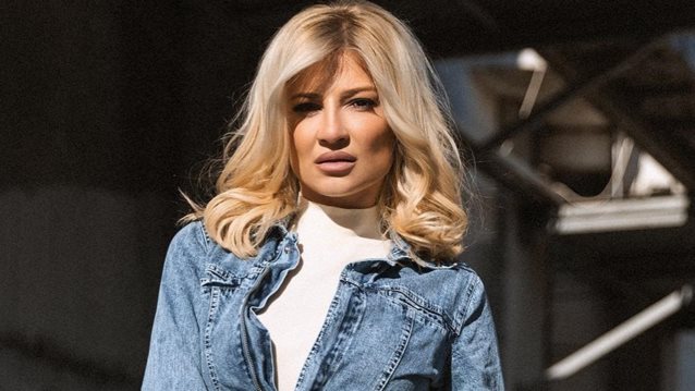 Φαίη Σκορδά | Ποια γνωστή δημοσιογράφος την επισκέφτηκε το βράδυ του Σαββάτου με φαγητό-έκπληξη;