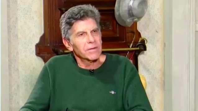 Γιαννης Μπεζος: &quot;Θα προτιμουσα η περιπετεια του Φιλιππιδη να ειναι ενα κακο ονειρο&quot;