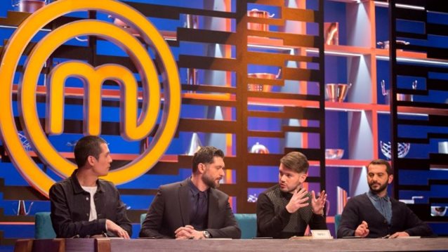 MasterChef: Ο Τιμολέων Διαμαντής επέστρεψε! Η κρίσιμη ψηφοφορία, το απαιτητικό πιάτο &amp; ο παίκτης που αποχώρησε