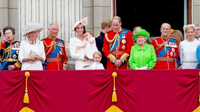 Το παλάτι του Buckingham: Γιόρτασε τη Μέρα της Μητέρας με μια συγκινητική φωτογραφία
