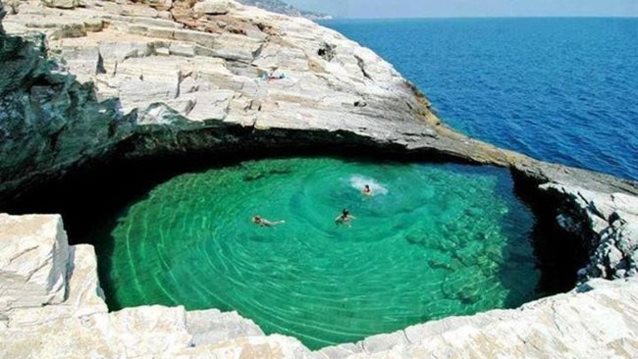 Οι 12 Ωραιότερες Παραλίες Του Πλανήτη: Εκεί που θες να απλώσεις για πάντα την πετσέτα σου!