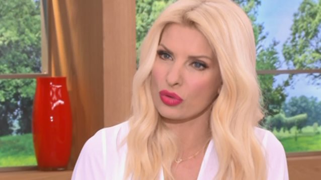 Ελένη Μενεγάκη: Η ανησυχία για τη μητέρα της εν μέσω καραντίνας για τον κορονοϊό