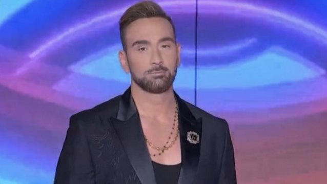 J2US | Ο Νίκος Κοκλώνης είπε Άντζυ Σαμίου - Δείτε την έναρξη